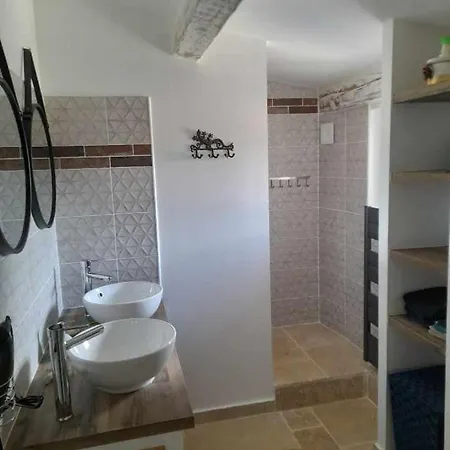 شقة Gite En Cevennes Saint-Martin-de-Valgalgues